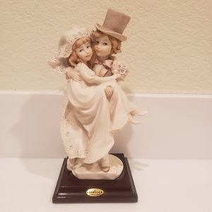 Giuseppe Armani figurines